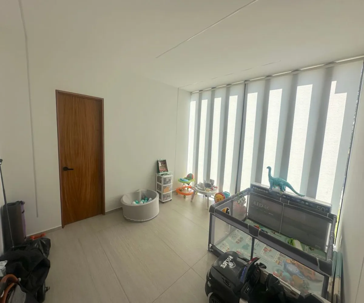 Casa En Venta,Hacienda de San Juan,Avenida General Ramón Corona 2500, Zapopan, Jalisco 45134, 4 Habitaciones,4 Baños,Avenida General Ramón Corona,2,pNyeWXv