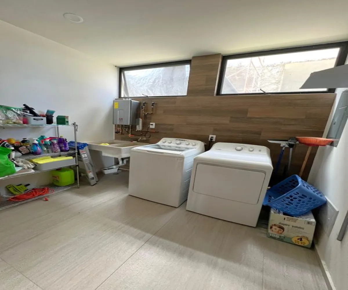 Casa En Venta,Hacienda de San Juan,Avenida General Ramón Corona 2500, Zapopan, Jalisco 45134, 4 Habitaciones,4 Baños,Avenida General Ramón Corona,2,pNyeWXv