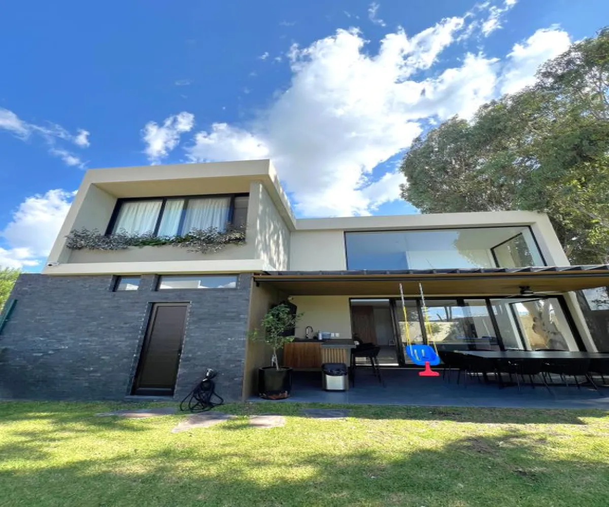 Casa En Venta,Hacienda de San Juan,Avenida General Ramón Corona 2500, Zapopan, Jalisco 45134, 4 Habitaciones,4 Baños,Avenida General Ramón Corona,2,pNyeWXv