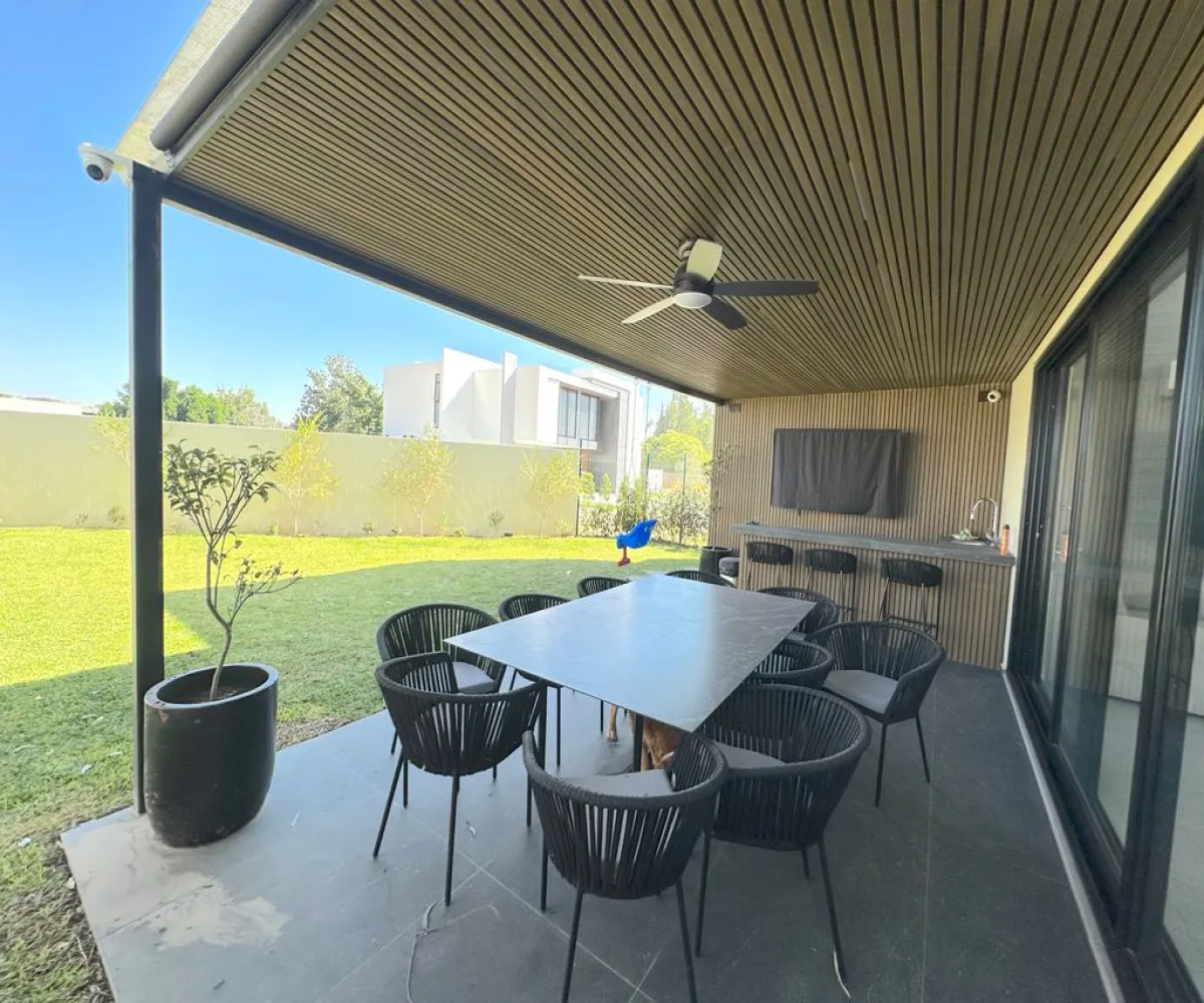 Casa En Venta,Hacienda de San Juan,Avenida General Ramón Corona 2500, Zapopan, Jalisco 45134, 4 Habitaciones,4 Baños,Avenida General Ramón Corona,2,pNyeWXv