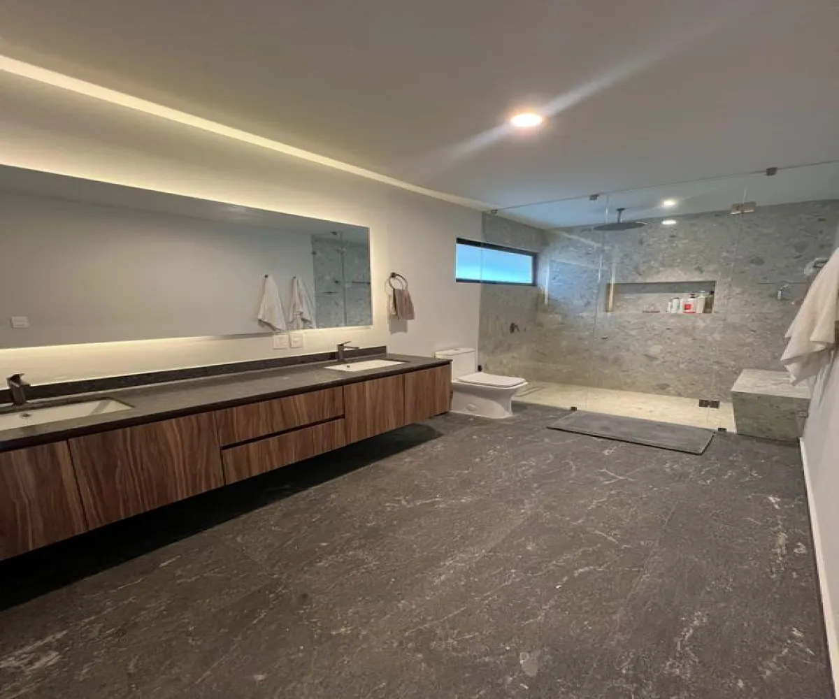 Casa En Venta,Hacienda de San Juan,Avenida General Ramón Corona 2500, Zapopan, Jalisco 45134, 4 Habitaciones,4 Baños,Avenida General Ramón Corona,2,pNyeWXv