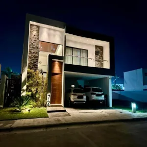 Casa En Venta,Punta Tiburón,Laguna Viesca 72-37, Alvarado, Veracruz 95264, 4 Habitaciones,4 Baños,Laguna Viesca,p0rnPiQ