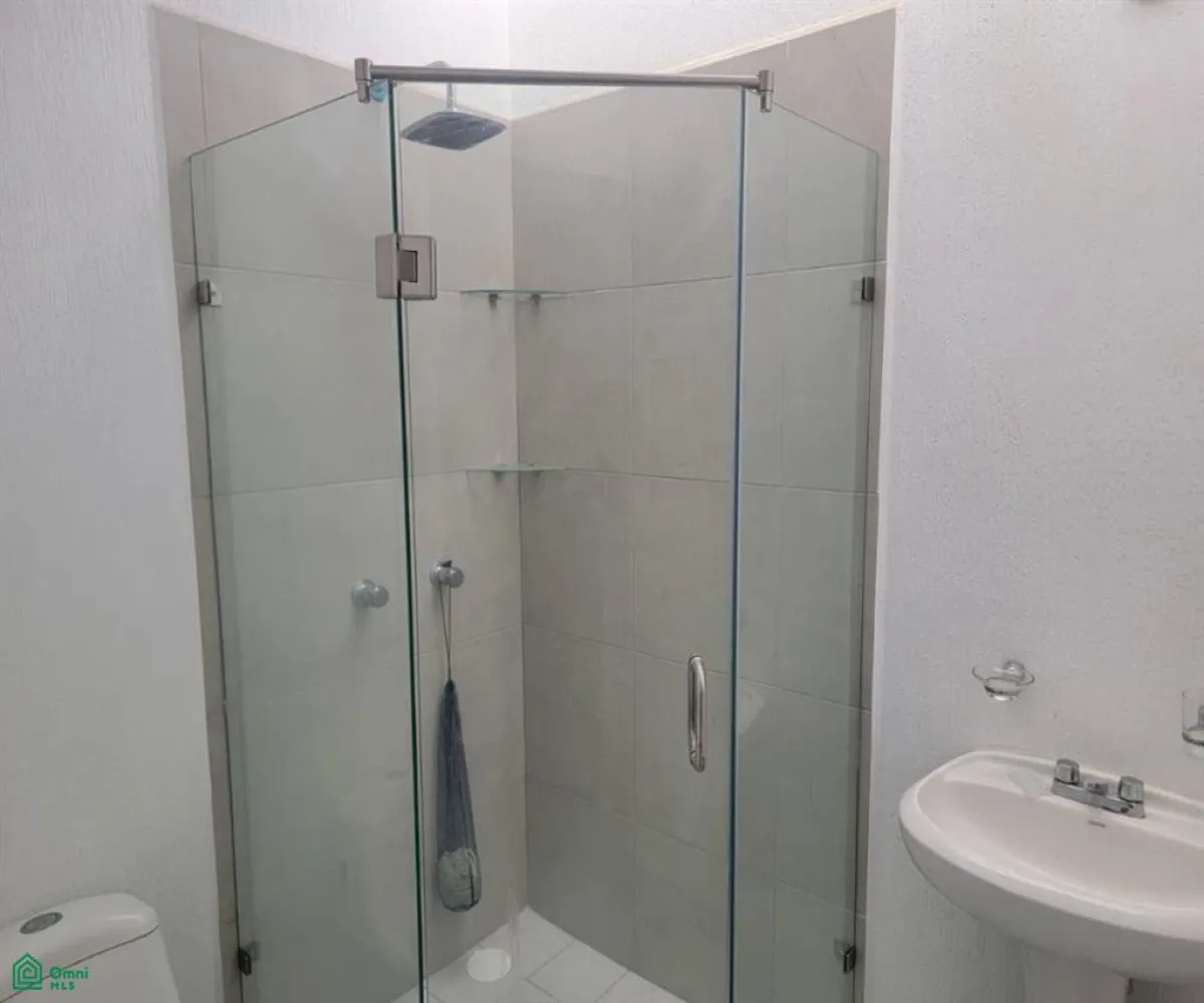 Casa En Venta,Residencial Alta California,Boulevard Imperial 55, Tlajomulco de Zuniga, Jalisco 45640, 3 Habitaciones,2 Baños,Boulevard Imperial,2,MX251045251