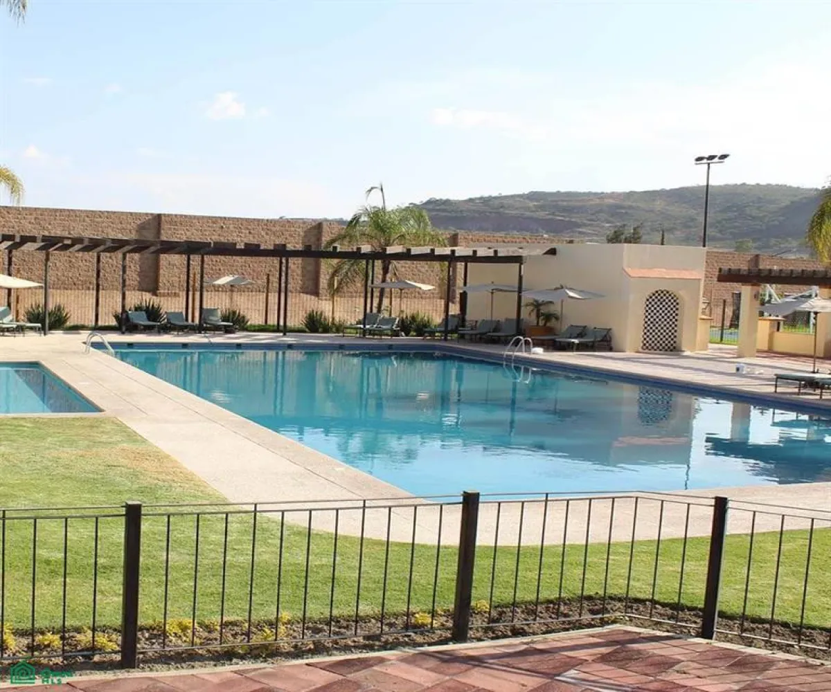 Casa En Venta,Residencial Alta California,Boulevard Imperial 55, Tlajomulco de Zuniga, Jalisco 45640, 3 Habitaciones,2 Baños,Boulevard Imperial,2,MX251045251