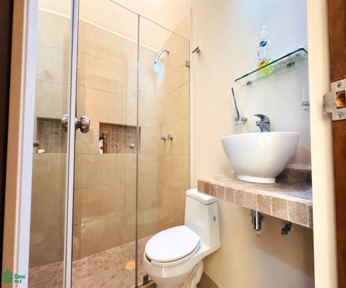 Departamento En Venta,Villas Universidad,Av Mexico 1502, Puerto Vallarta, Jalisco 48315, 3 Habitaciones,4 Baños,Av Mexico,2,MX251045348