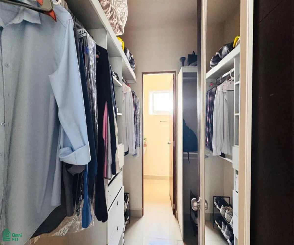 Departamento En Venta,Villas Universidad,Av Mexico 1502, Puerto Vallarta, Jalisco 48315, 3 Habitaciones,4 Baños,Av Mexico,2,MX251045348