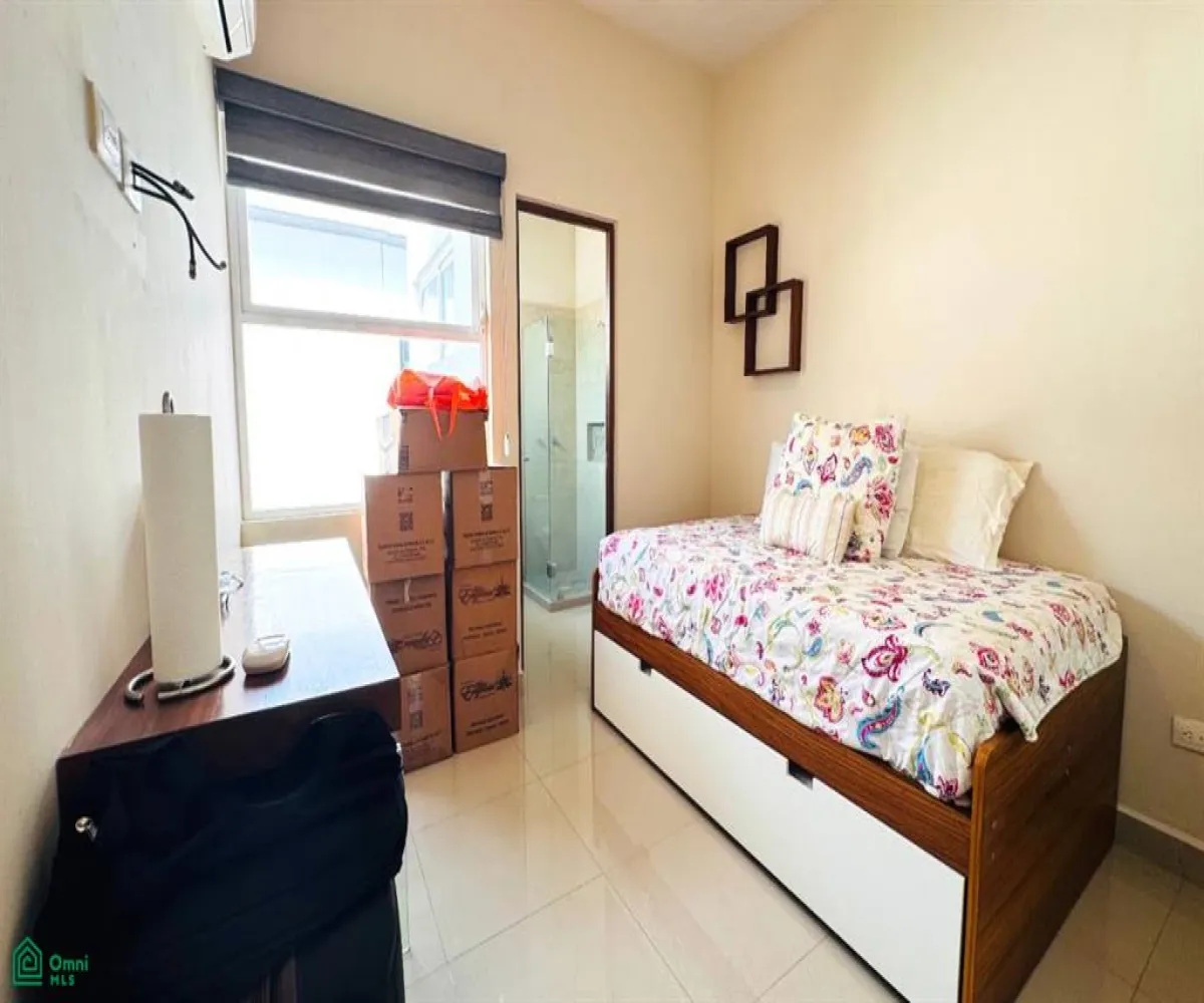 Departamento En Venta,Villas Universidad,Av Mexico 1502, Puerto Vallarta, Jalisco 48315, 3 Habitaciones,4 Baños,Av Mexico,2,MX251045348