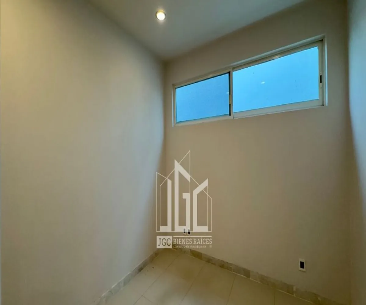 Casa En Venta,Los Gavilanes,Paseo Lago Nogal 63, Tlajomulco de Zúñiga, Jalisco 45645, 5 Habitaciones,6 Baños,Paseo Lago Nogal,3,pqqMoRo