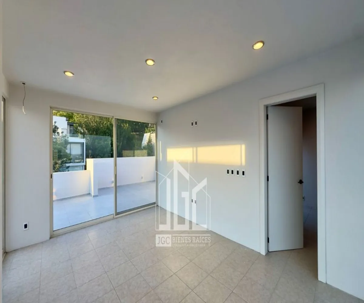 Casa En Venta,Los Gavilanes,Paseo Lago Nogal 63, Tlajomulco de Zúñiga, Jalisco 45645, 5 Habitaciones,6 Baños,Paseo Lago Nogal,3,pqqMoRo