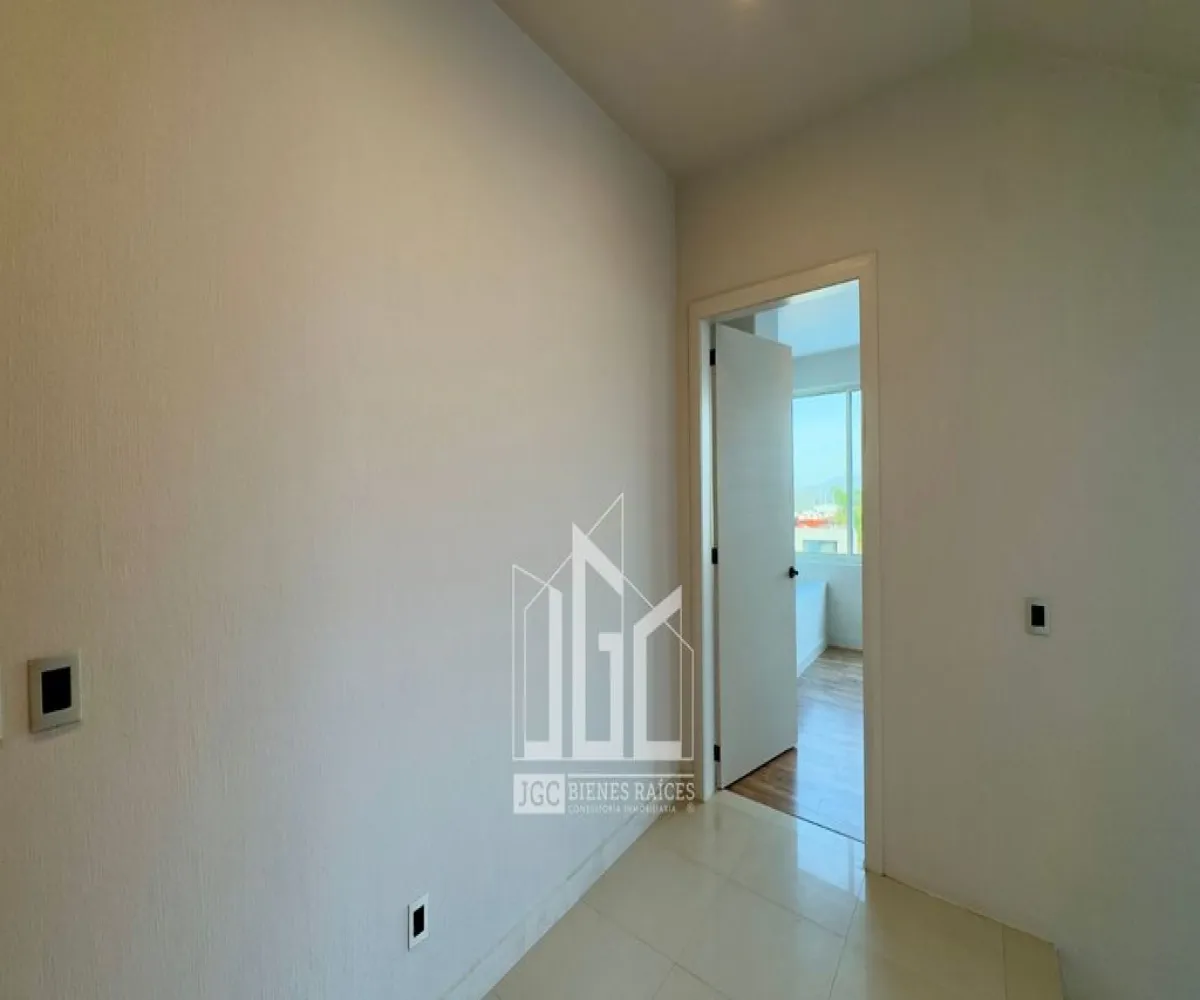 Casa En Venta,Los Gavilanes,Paseo Lago Nogal 63, Tlajomulco de Zúñiga, Jalisco 45645, 5 Habitaciones,6 Baños,Paseo Lago Nogal,3,pqqMoRo