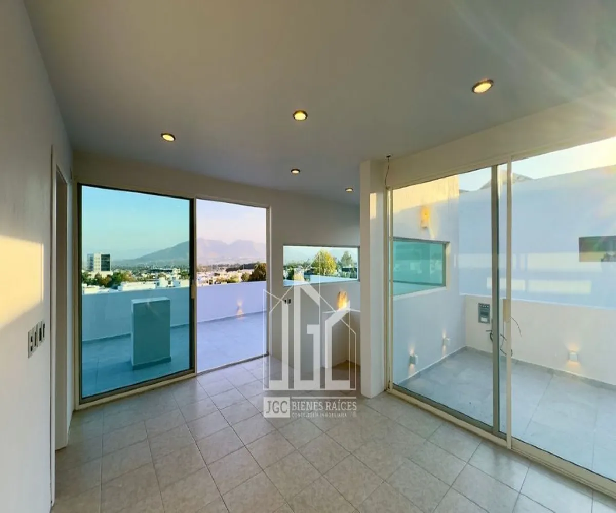 Casa En Venta,Los Gavilanes,Paseo Lago Nogal 63, Tlajomulco de Zúñiga, Jalisco 45645, 5 Habitaciones,6 Baños,Paseo Lago Nogal,3,pqqMoRo