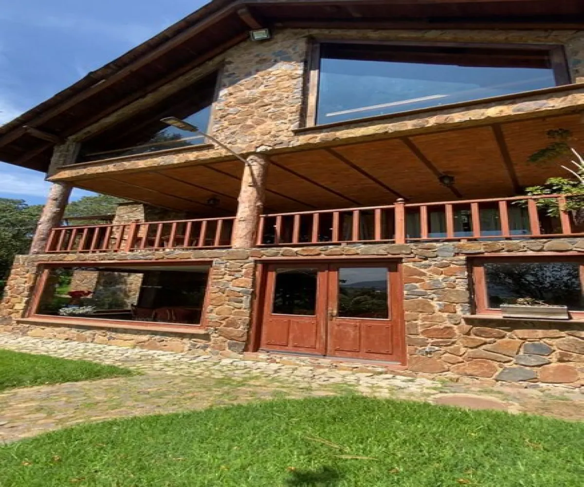 En Venta,Pinares Tapalpa ,Paseo de los Encinos 765 86 B, Tapalpa, Jalisco 44160, 4 Habitaciones,4 Baños,Paseo de los Encinos ,3,pXtQOcX