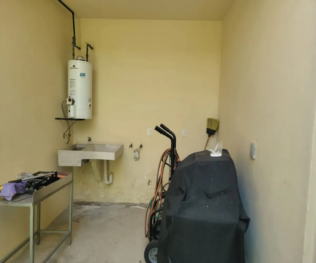 Casa En Venta,Alta California Residencial,Boulevard Alta California 55, Tlajomulco de Zúñiga, Jalisco 45650, 3 Habitaciones,3 Baños,Boulevard Alta California,2,pdkPJAs