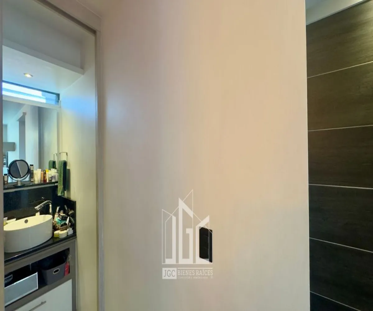 Casa En Venta,Revolución,Canutillo 3010, San Pedro Tlaquepaque, Jalisco 45580, 2 Habitaciones,2 Baños,Canutillo,2,pH4e7ip