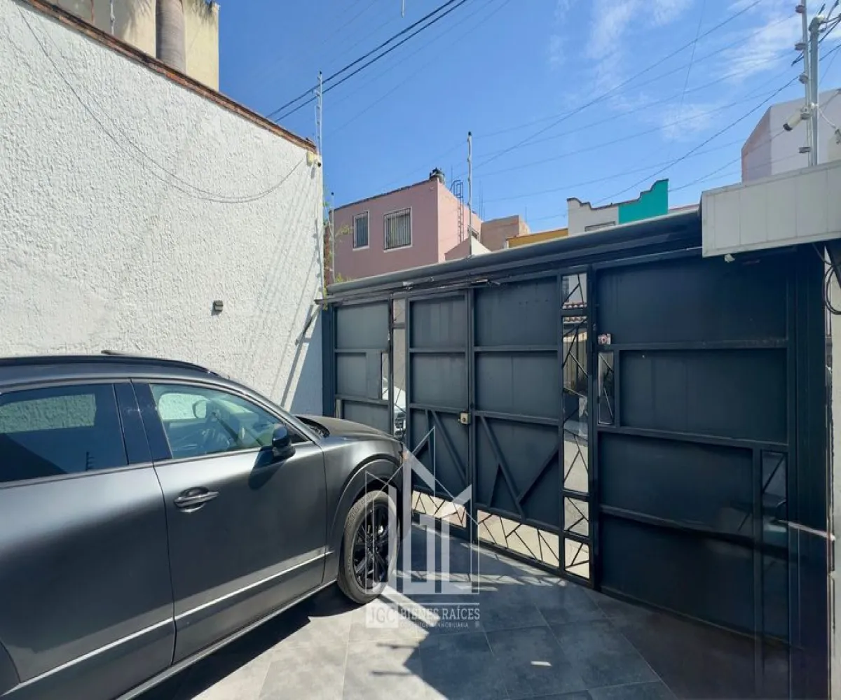 Casa En Venta,Revolución,Canutillo 3010, San Pedro Tlaquepaque, Jalisco 45580, 2 Habitaciones,2 Baños,Canutillo,2,pH4e7ip