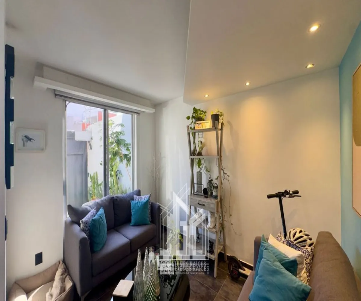 Casa En Venta,Revolución,Canutillo 3010, San Pedro Tlaquepaque, Jalisco 45580, 2 Habitaciones,2 Baños,Canutillo,2,pH4e7ip