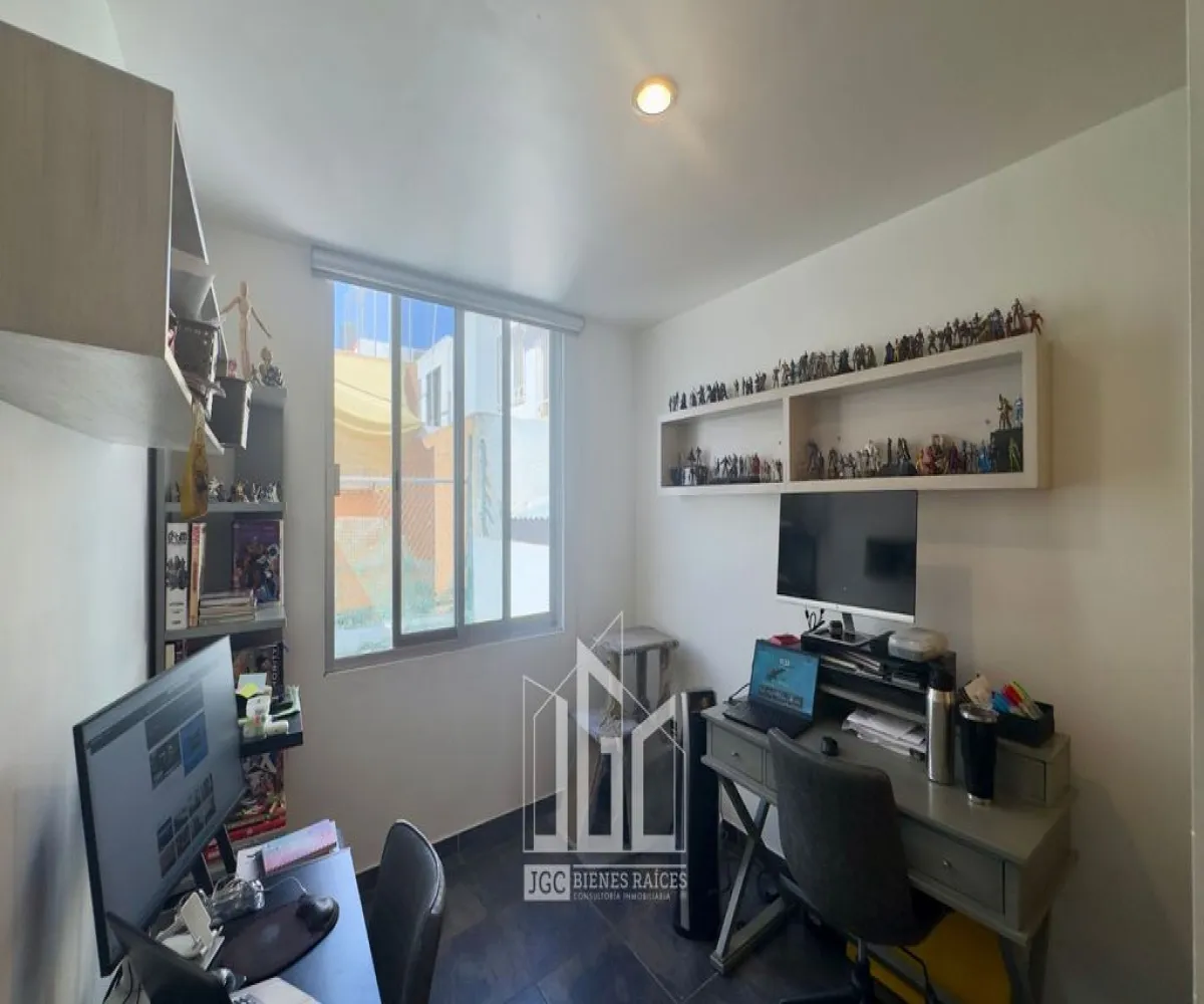 Casa En Venta,Revolución,Canutillo 3010, San Pedro Tlaquepaque, Jalisco 45580, 2 Habitaciones,2 Baños,Canutillo,2,pH4e7ip