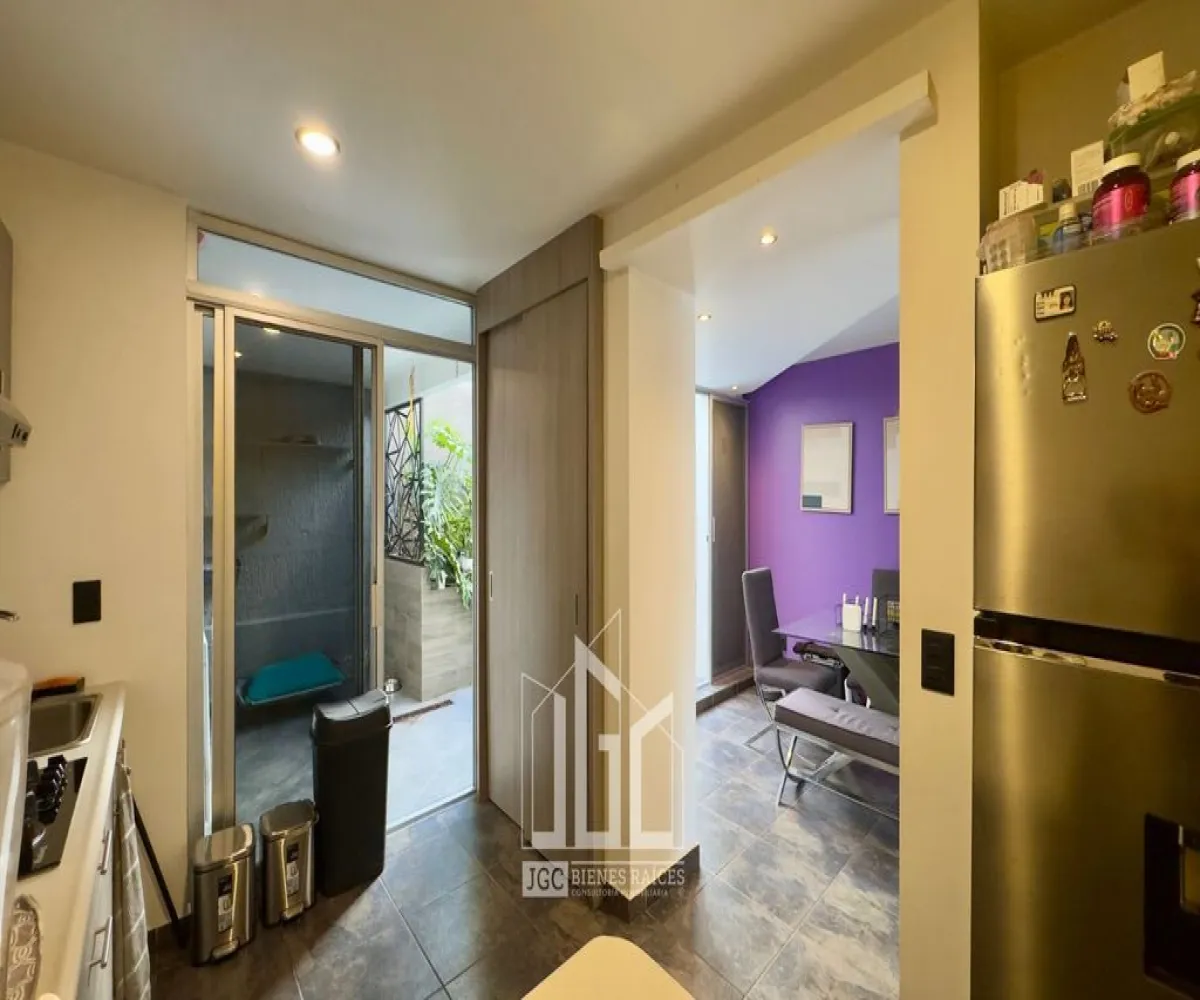 Casa En Venta,Revolución,Canutillo 3010, San Pedro Tlaquepaque, Jalisco 45580, 2 Habitaciones,2 Baños,Canutillo,2,pH4e7ip