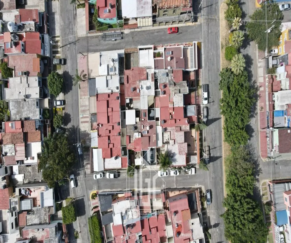 Casa En Venta,Revolución,Canutillo 3010, San Pedro Tlaquepaque, Jalisco 45580, 2 Habitaciones,2 Baños,Canutillo,2,pH4e7ip