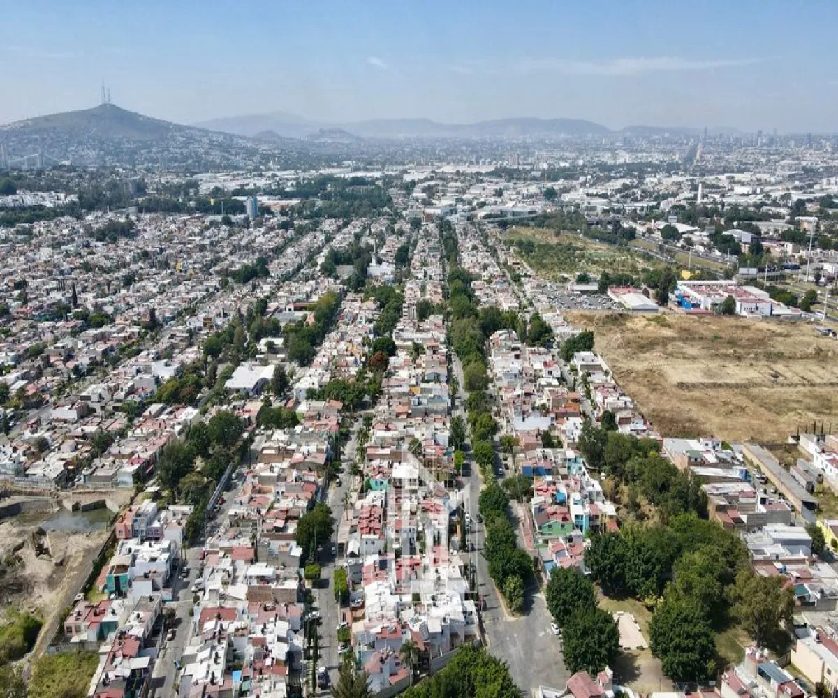 Casa En Venta,Revolución,Canutillo 3010, San Pedro Tlaquepaque, Jalisco 45580, 2 Habitaciones,2 Baños,Canutillo,2,pH4e7ip