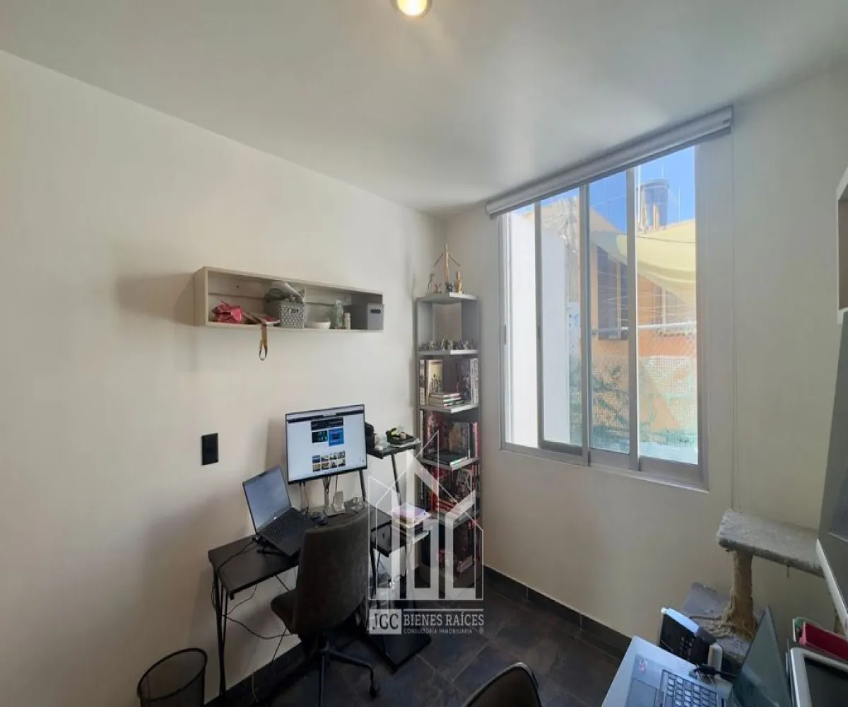 Casa En Venta,Revolución,Canutillo 3010, San Pedro Tlaquepaque, Jalisco 45580, 2 Habitaciones,2 Baños,Canutillo,2,pH4e7ip