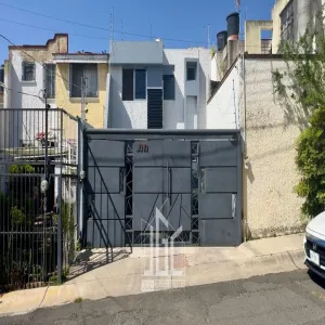 Casa En Venta,Revolución,Canutillo 3010, San Pedro Tlaquepaque, Jalisco 45580, 2 Habitaciones,2 Baños,Canutillo,2,pH4e7ip