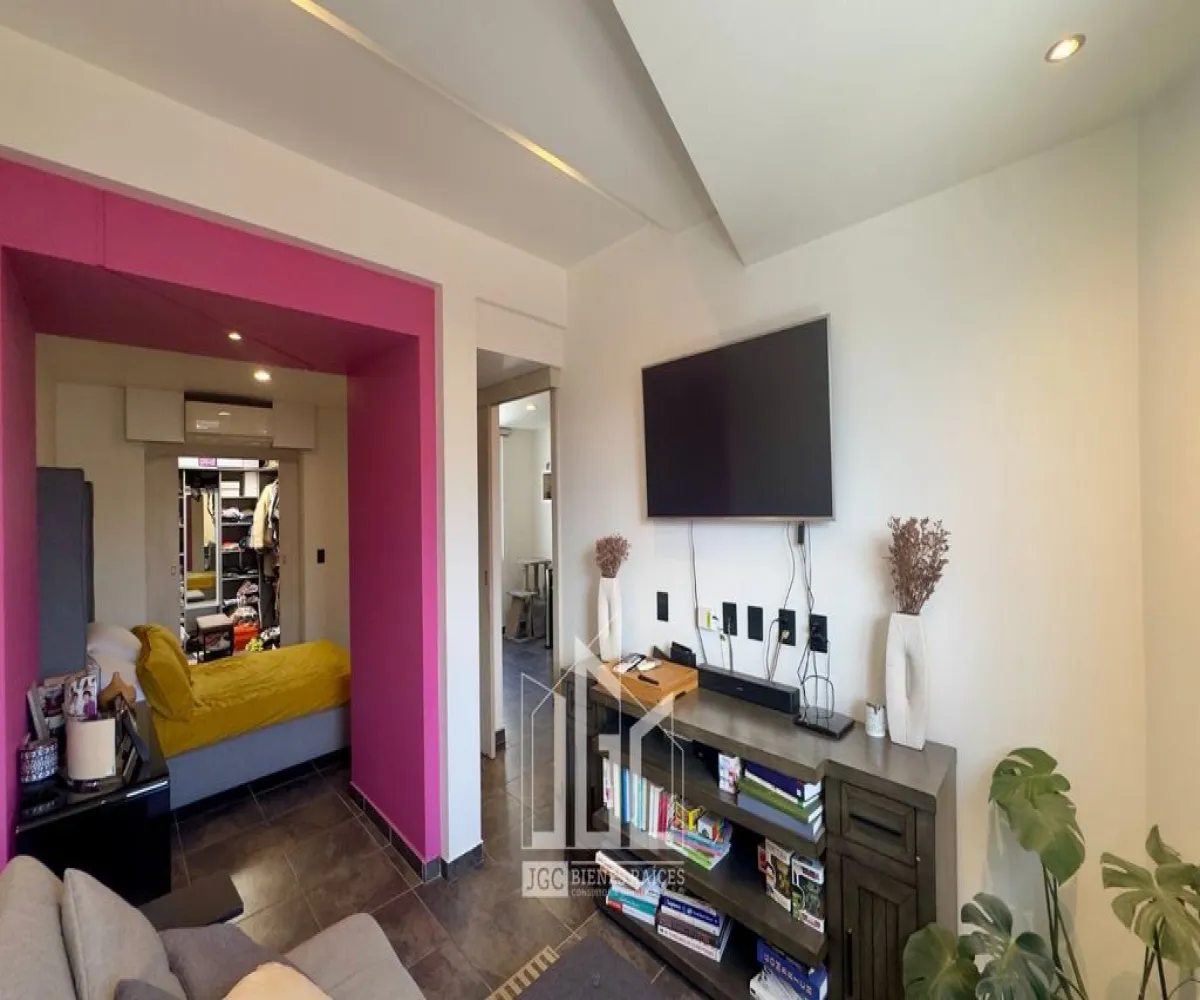 Casa En Venta,Revolución,Canutillo 3010, San Pedro Tlaquepaque, Jalisco 45580, 2 Habitaciones,2 Baños,Canutillo,2,pH4e7ip