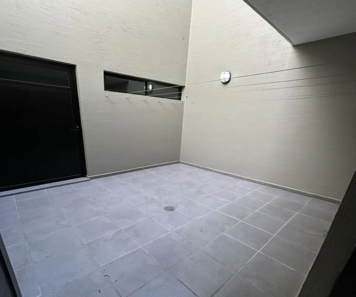 Casa En Venta,Bugambilias,Circuito de las Flores Poniente 3554, Zapopan, Jalisco 45237, 3 Habitaciones,3 Baños,Circuito de las Flores Poniente,2,p6EoedN