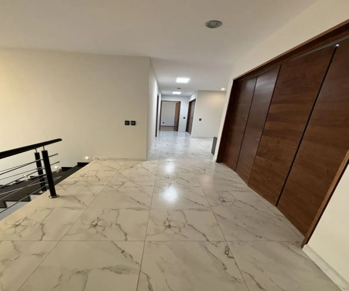Casa En Venta,Bugambilias,Circuito de las Flores Poniente 3554, Zapopan, Jalisco 45237, 3 Habitaciones,3 Baños,Circuito de las Flores Poniente,2,p6EoedN