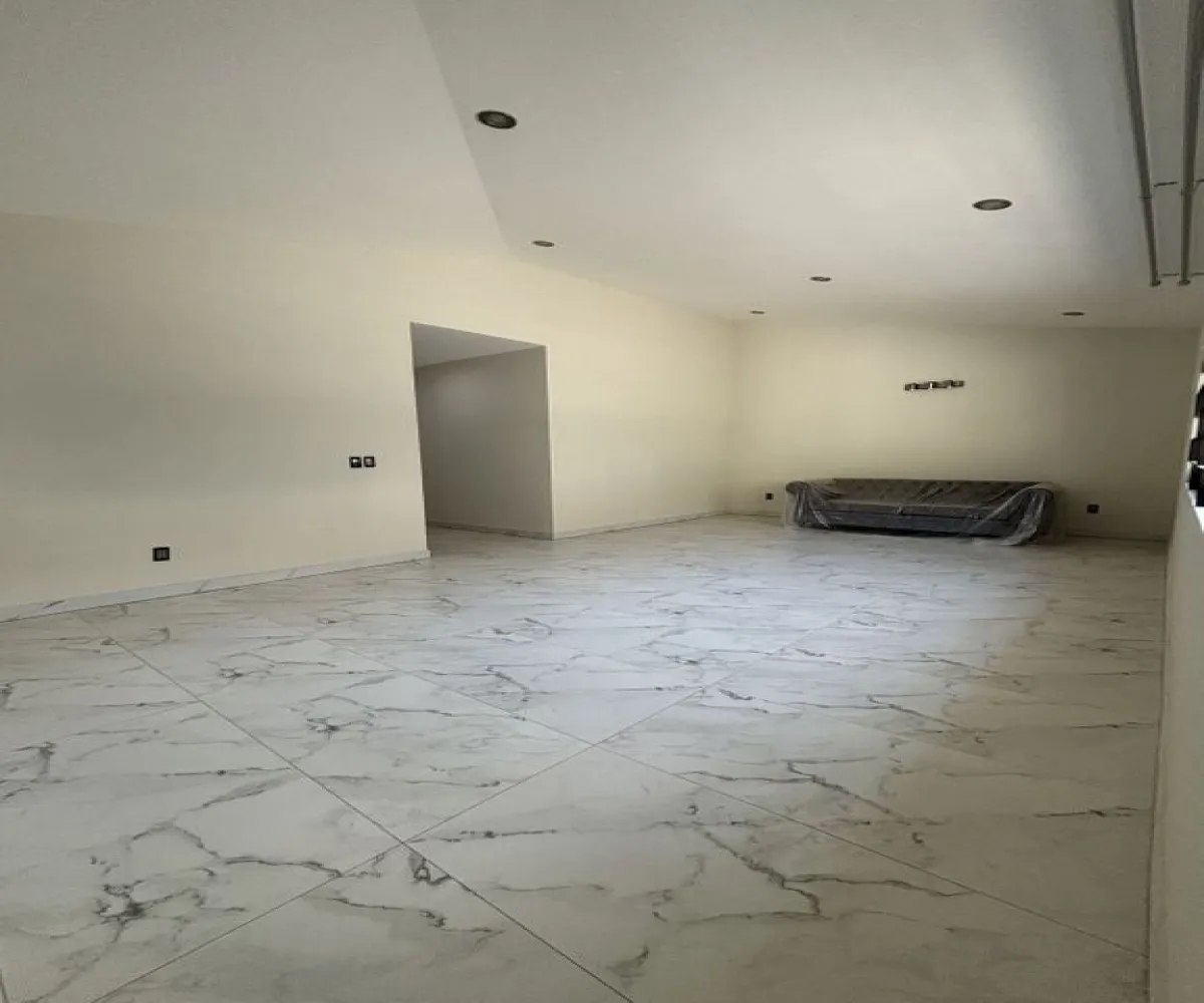 Casa En Venta,Bugambilias,Circuito de las Flores Poniente 3554, Zapopan, Jalisco 45237, 3 Habitaciones,3 Baños,Circuito de las Flores Poniente,2,p6EoedN