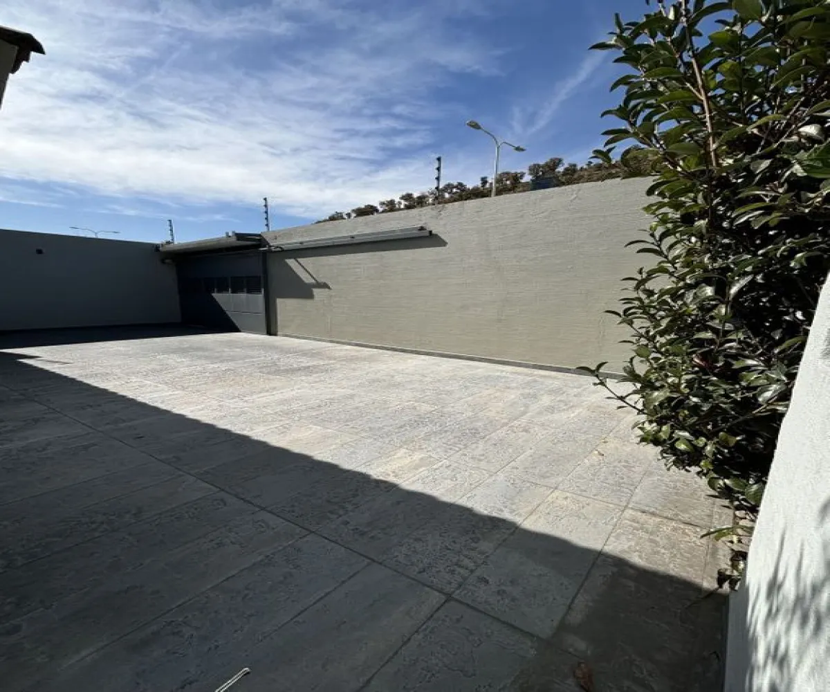 Casa En Venta,Bugambilias,Circuito de las Flores Poniente 3554, Zapopan, Jalisco 45237, 3 Habitaciones,3 Baños,Circuito de las Flores Poniente,2,p6EoedN