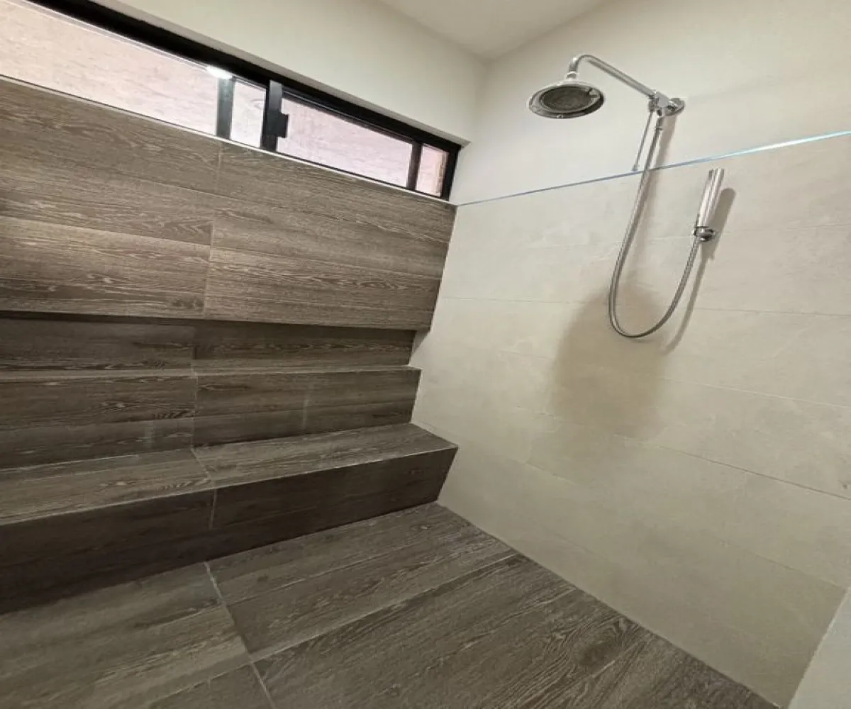 Casa En Venta,Bugambilias,Circuito de las Flores Poniente 3554, Zapopan, Jalisco 45237, 3 Habitaciones,3 Baños,Circuito de las Flores Poniente,2,p6EoedN