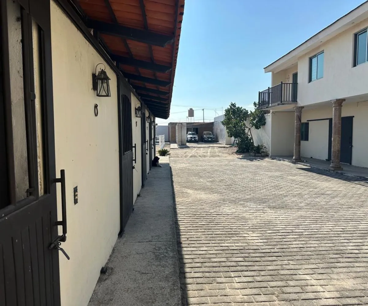 Casa En Venta,El Refugio,Acacia S/N, Tala, Jalisco 45300, 3 Habitaciones,3 Baños,Acacia,1,pvthp0Y