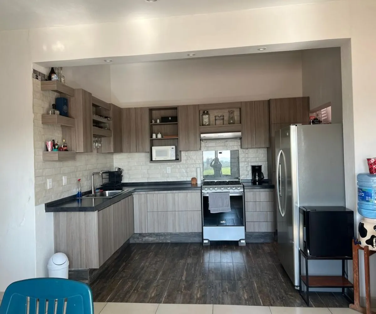 Casa En Venta,El Refugio,Acacia S/N, Tala, Jalisco 45300, 3 Habitaciones,3 Baños,Acacia,1,pvthp0Y