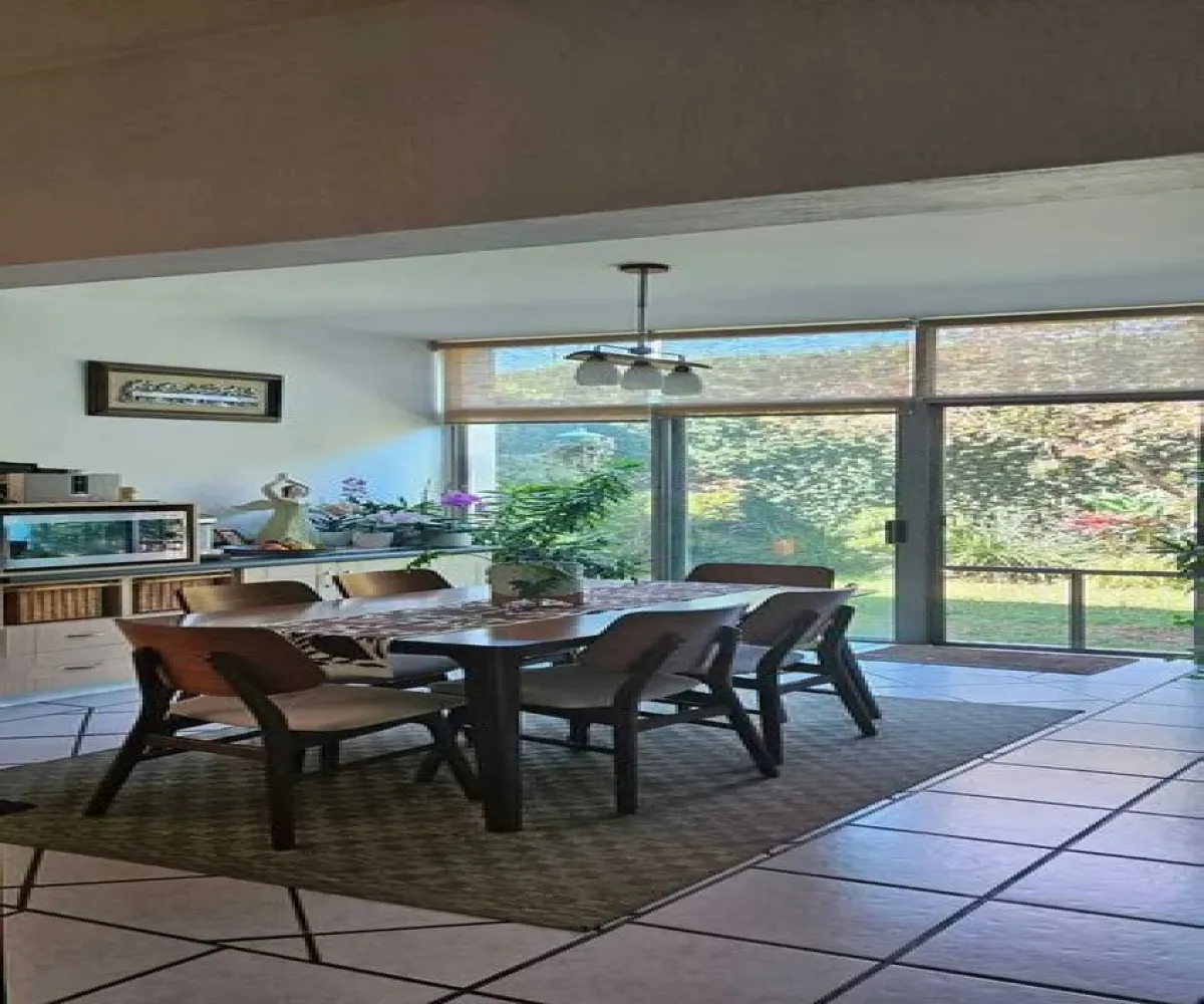 Casa En Venta,Los Pinos Campestre,Avenida Lorenzo Barcelata 4700, Zapopan, Jalisco 45239, 3 Habitaciones,3 Baños,Avenida Lorenzo Barcelata,2,p0JSwAc