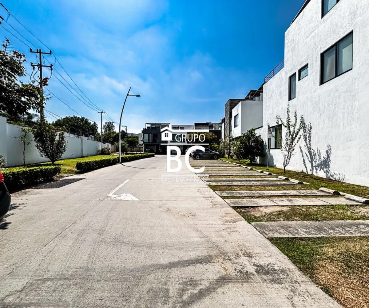 Terreno En Venta,Rinconada del Bosque,Avenida Soleras 570, Zapopan, Jalisco 45017,Avenida Soleras,pafgyxg