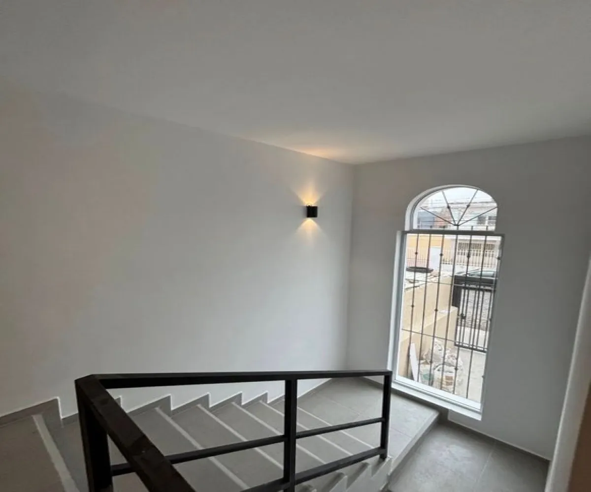 Casa En Venta,España,Pedro Moreno 81, San Pedro Tlaquepaque, Jalisco 45600, 3 Habitaciones,2 Baños,Pedro Moreno,1,p5p2OcL