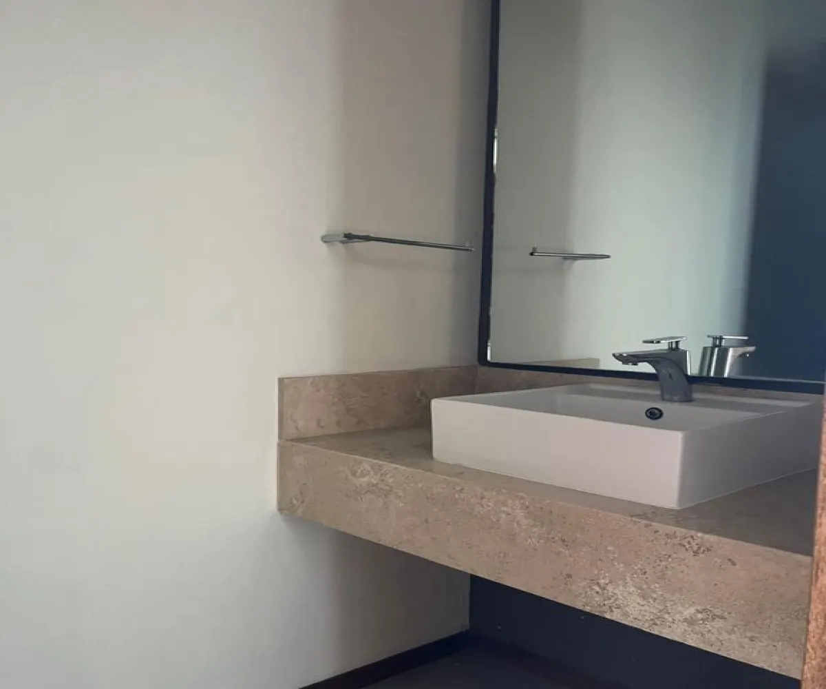 Departamento En Renta,Lomas del Valle,Cancer 3890, Zapopan, Jalisco 45129, 1 Cuarto,1 Baño,Cancer,1,pYwZKyr