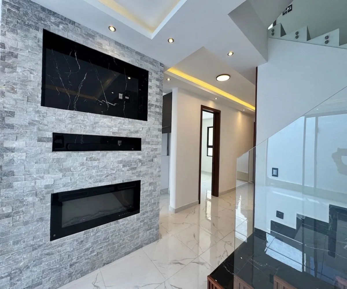 Casa En Venta,Jardines del Vergel,Prolongación Río Blanco 1900, Zapopan, Jalisco 45180, 5 Habitaciones,5 Baños,Prolongación Río Blanco,3,pho4Q9h