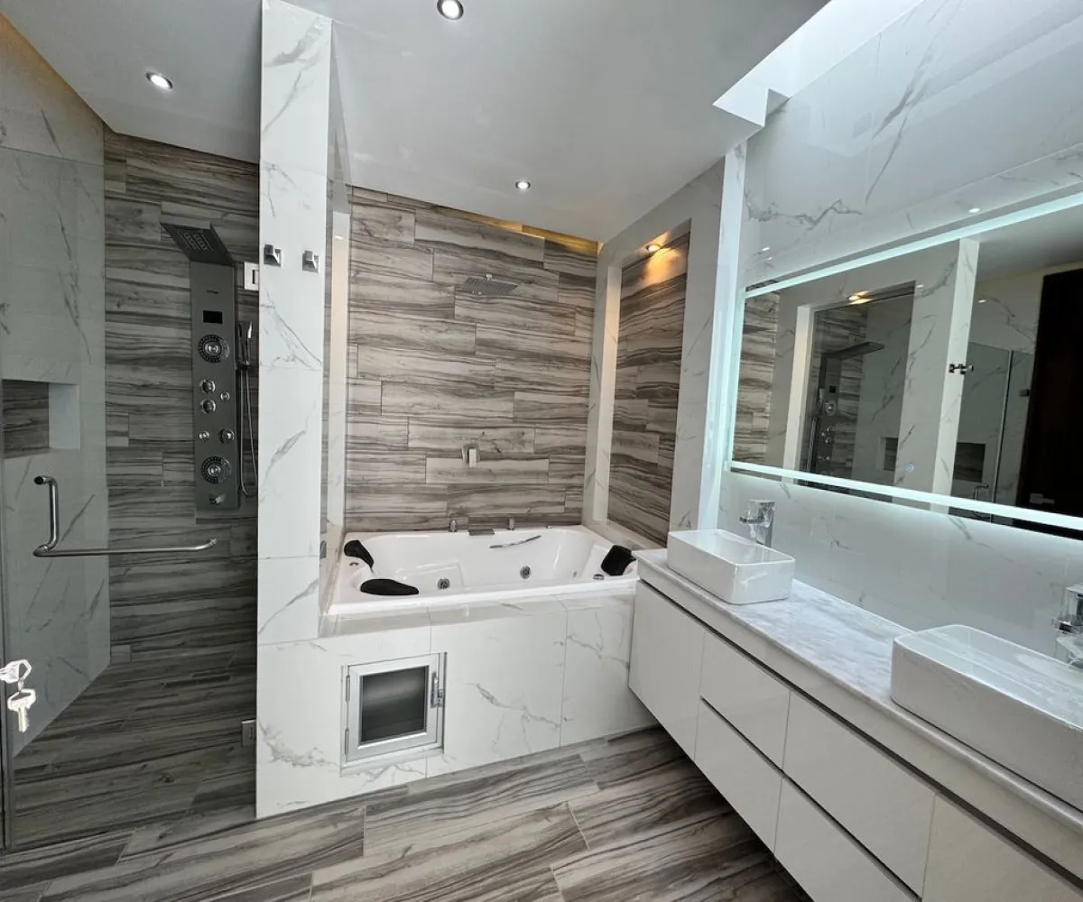 Casa En Venta,Jardines del Vergel,Prolongación Río Blanco 1900, Zapopan, Jalisco 45180, 5 Habitaciones,5 Baños,Prolongación Río Blanco,3,pho4Q9h