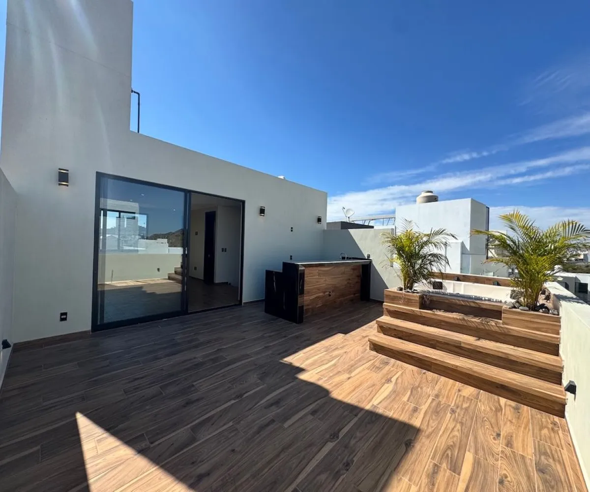 Casa En Venta,Jardines del Vergel,Prolongación Río Blanco 1900, Zapopan, Jalisco 45180, 5 Habitaciones,5 Baños,Prolongación Río Blanco,3,pho4Q9h