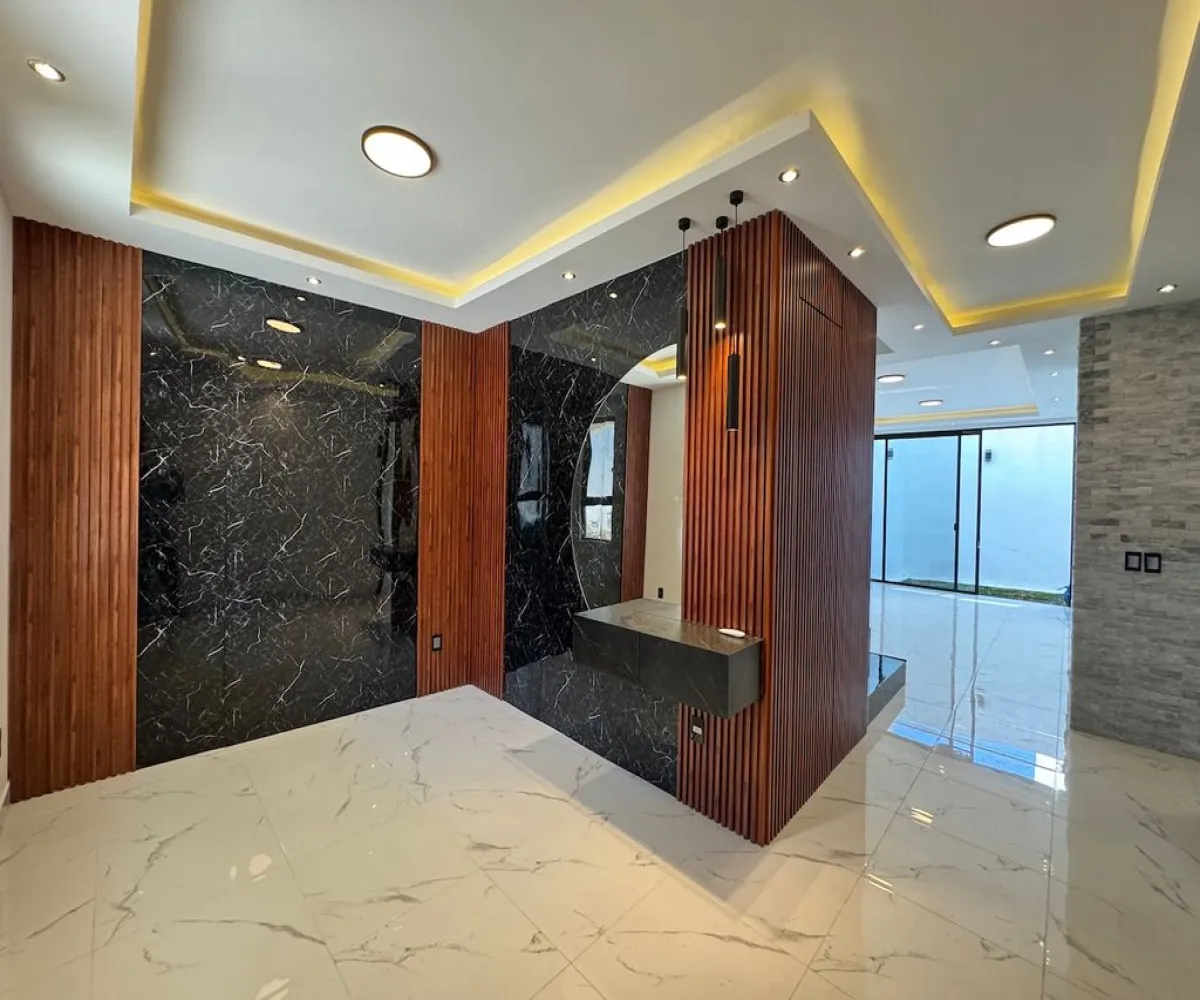 Casa En Venta,Jardines del Vergel,Prolongación Río Blanco 1900, Zapopan, Jalisco 45180, 5 Habitaciones,5 Baños,Prolongación Río Blanco,3,pho4Q9h