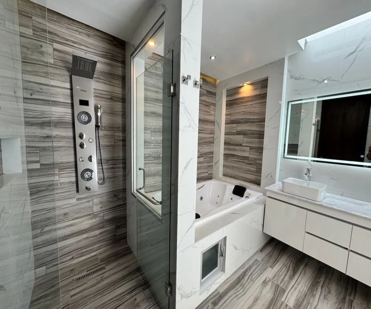 Casa En Venta,Jardines del Vergel,Prolongación Río Blanco 1900, Zapopan, Jalisco 45180, 5 Habitaciones,5 Baños,Prolongación Río Blanco,3,pho4Q9h