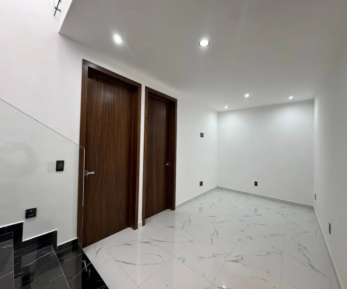Casa En Venta,Jardines del Vergel,Prolongación Río Blanco 1900, Zapopan, Jalisco 45180, 5 Habitaciones,5 Baños,Prolongación Río Blanco,3,pho4Q9h