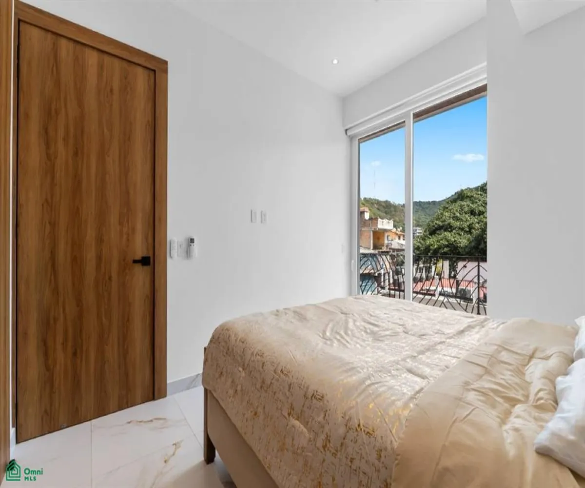 Departamento En Venta,Emiliano Zapata,Lazaro Cardenas 388 Unit 302, Puerto Vallarta, Jalisco 48380, 2 Habitaciones,2 Baños,Lazaro Cardenas,3,MX251045877