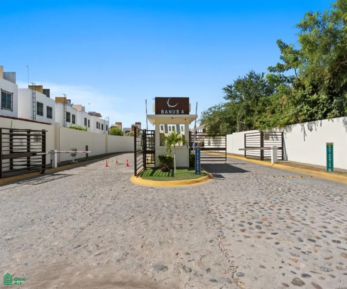 Departamento En Venta,Real Ixtapa,Estero Los Chahuillos 164-C, Puerto Vallarta, Jalisco 48350, 2 Habitaciones,1 Baño,Estero Los Chahuillos,2,MX251046494