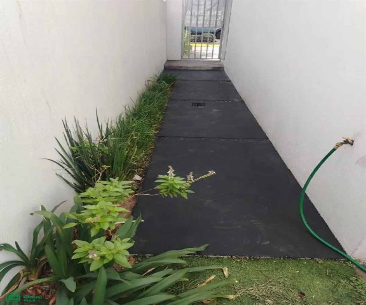 Casa En Renta,Jardín Real,Jardín De La Diligencia 237, Zapopan, Jalisco 45136, 3 Habitaciones,3 Baños,Jardín De La Diligencia,2,MX251046704