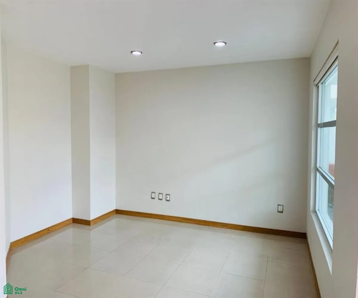 Casa En Renta,Jardín Real,Jardín De La Diligencia 237, Zapopan, Jalisco 45136, 3 Habitaciones,3 Baños,Jardín De La Diligencia,2,MX251046704