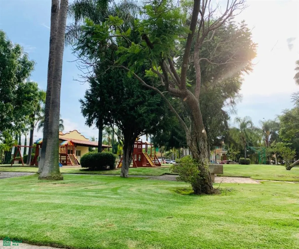 Casa En Renta,Jardín Real,Jardín De La Diligencia 237, Zapopan, Jalisco 45136, 3 Habitaciones,3 Baños,Jardín De La Diligencia,2,MX251046704