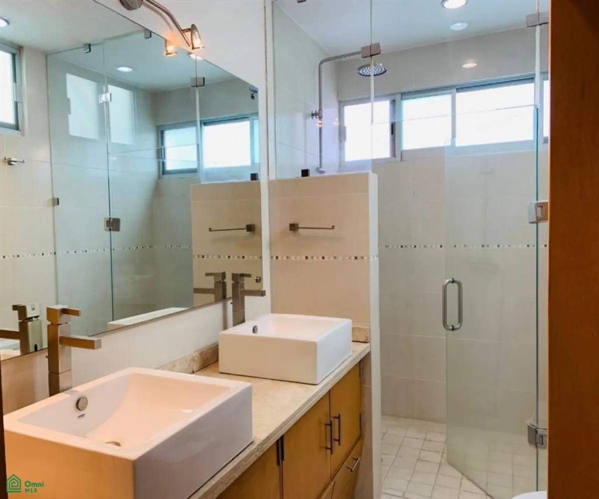 Casa En Renta,Jardín Real,Jardín De La Diligencia 237, Zapopan, Jalisco 45136, 3 Habitaciones,3 Baños,Jardín De La Diligencia,2,MX251046704